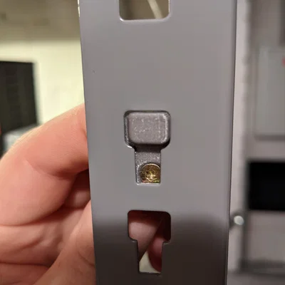 Móc gắn (Mounting Hooks) cho kệ tải nặng (Heavy Load Shelves)