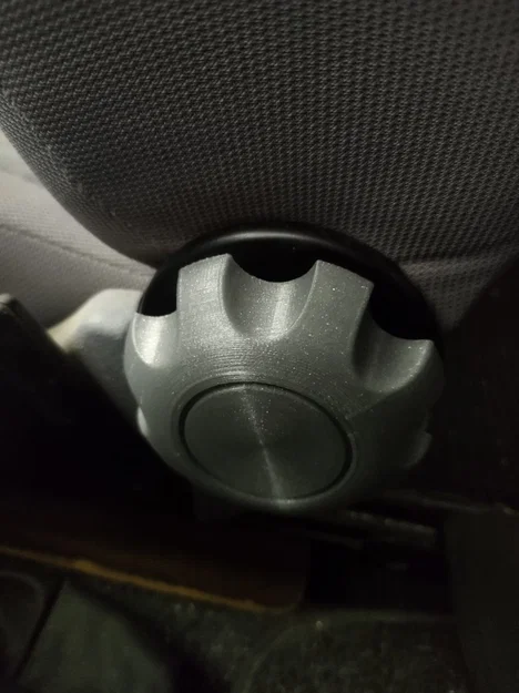Núm chỉnh ghế Ford Fiesta đời 97 - Image 1