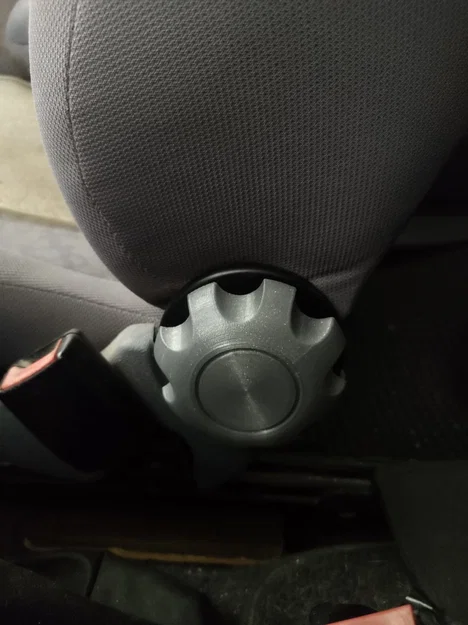 Núm chỉnh ghế Ford Fiesta đời 97 - Image 4
