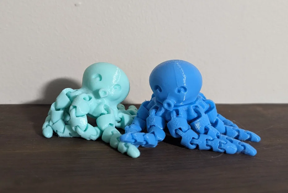 Bạch Tuộc Nhí Dễ Thương Xoay Tròn (Spinning Cute Little Octopus) - Image 1