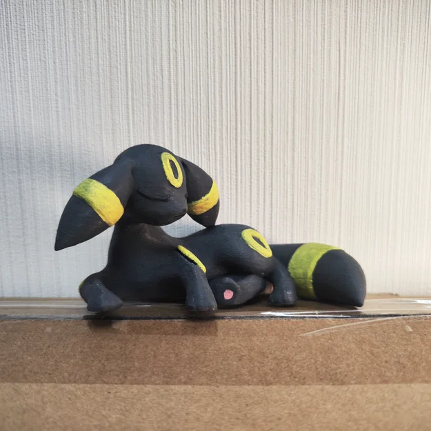 Umbreon nằm ngủ (Napping Umbreon) - Image 1
