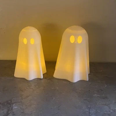 Ma Phát Sáng - Bản Remix (Glowing Ghosts - Remix)