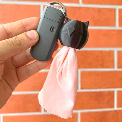 Túi đựng khăn lau kính (eyeglasses wipe pouch) gắn móc khóa