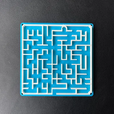 Thử thách Party Maze challenge – Trò mê cung phối hợp 2 người