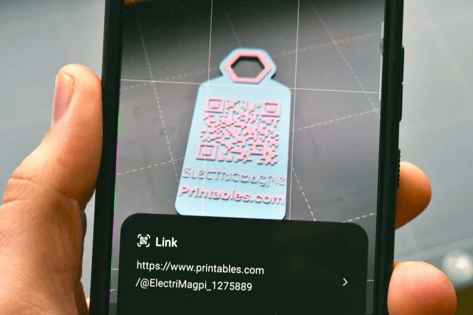 Móc khóa QR Code (QR Code Keychain) - Image 3