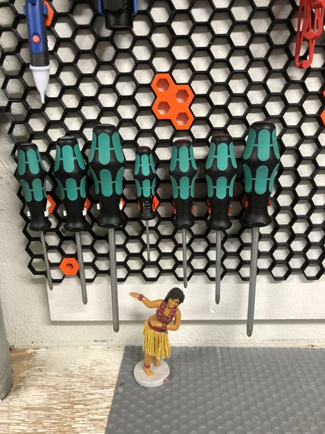 Giá đỡ tua vít gắn tường Honeycomb - Image 1