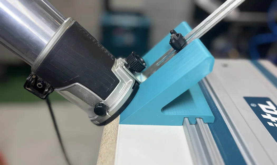Jig phay 45° cho Makita RT0702C (Router Jig 45° miter connection) - Image 1