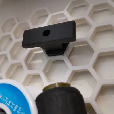 Ngàm gắn helping hand hàn cho honeycomb storage wall