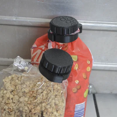 Kẹp miệng túi kèm nắp vặn (Bag clip with screw cap)