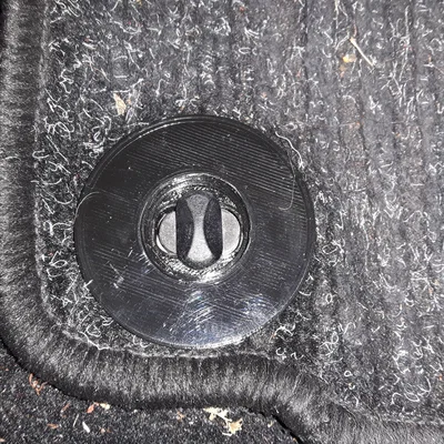 Kẹp thay thế thảm sàn xe kiểu VW (Fussmattenclip ähnlich VW)