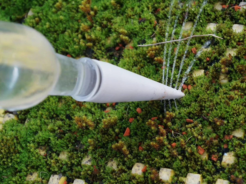 Đầu Cắm Tưới Cây Dùng Chai PET (PET-Bottle Irrigation Spike) - Image 1