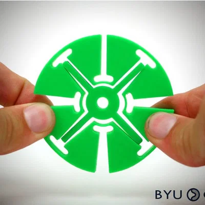 Ly hợp ly tâm đàn hồi (Compliant Centrifugal Clutch)