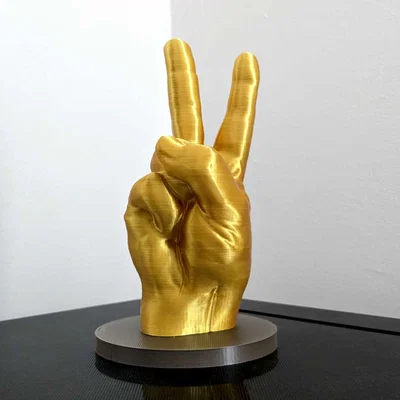 Bàn Tay Thể Hiện Thái Độ: Dấu V (Victory)