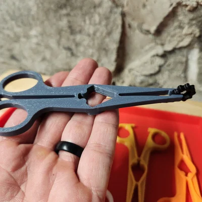 Kẹp Forceps Khóa Hobby – Một Mảnh, Compliant Joints