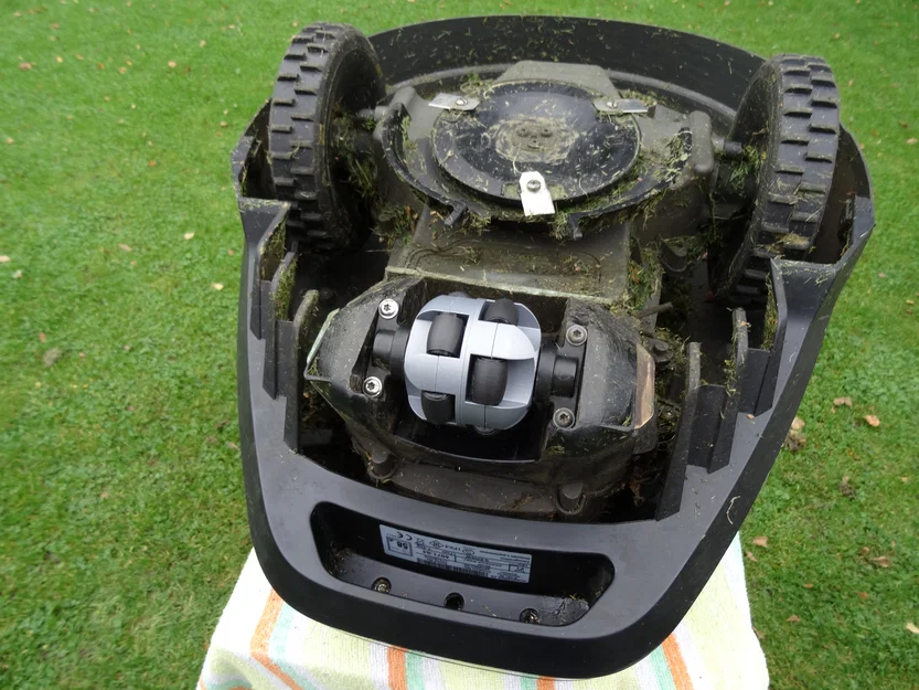 Bánh sau cho robot cắt cỏ Gardena R40LI (Rear wheel replacement) - Image 3