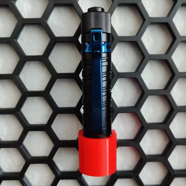 Holder gắn tường Honeycomb cho đèn pin OLIGHT i5T eos - Image 1