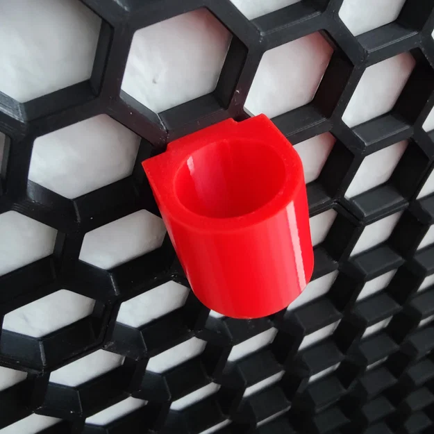 Holder gắn tường Honeycomb cho đèn pin OLIGHT i5T eos - Image 2