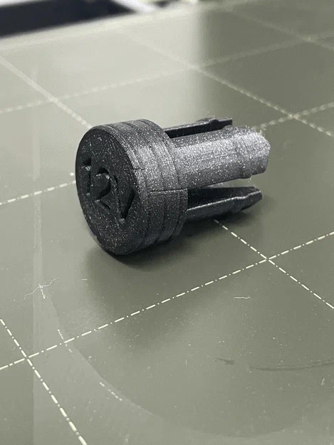Nắp che cổng sạc 12V cho ô tô, xe máy và máy kéo - Tự in 3D - Image 2