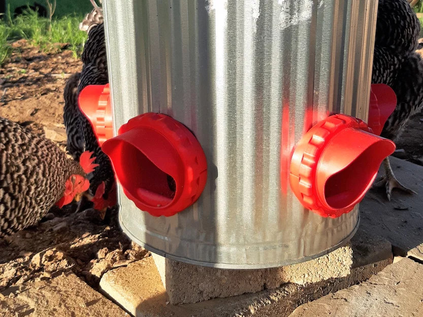 Máng ăn gà (Chicken Feeder) chống rơi vãi - Image 1