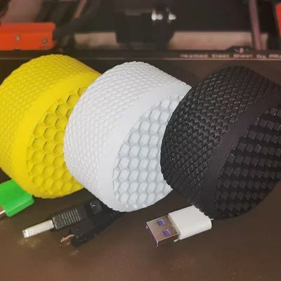 Hộp cuốn gọn dây cáp thông minh - Cable Organizer in 3D