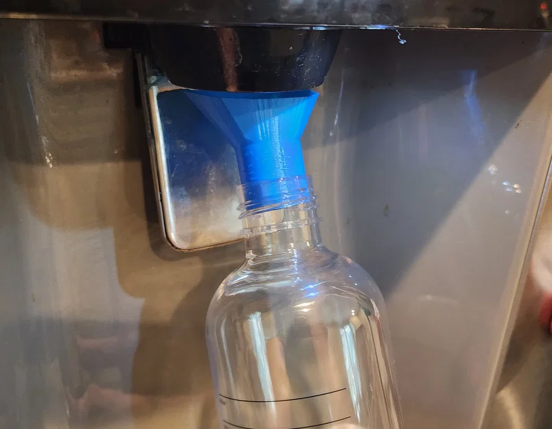 Phễu Rót Nước Thông Minh Cho Bình Cao (Angled Bottle Funnel) - Image 5