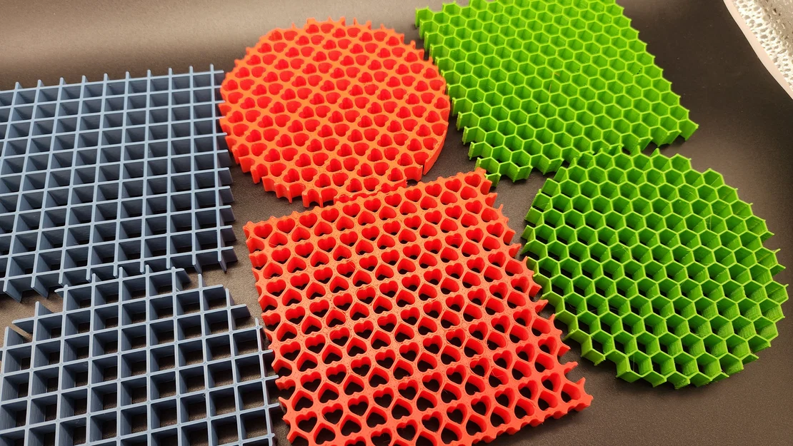 Mẫu in 3D đế lót ly họa tiết trái tim và lưới (Honeycomb Grid) - Image 2