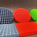 Mẫu in 3D đế lót ly họa tiết trái tim và lưới (Honeycomb Grid) - Thumbnail 6