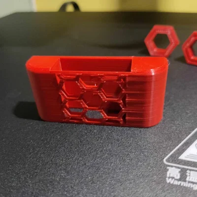 Giá treo thước cuộn tiện lợi cho bảng treo Honeycomb