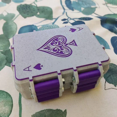 Hộp đựng bài rugged – Ace of Spades