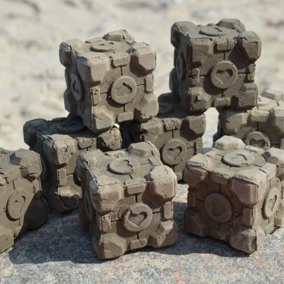 Khuôn Companion Cube (Companion Cube mold)