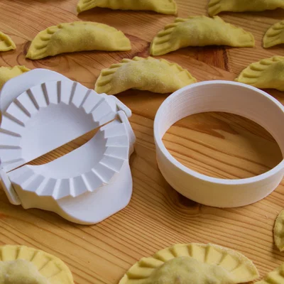 Pasta Press – Khuôn ép pasta kèm dao cắt