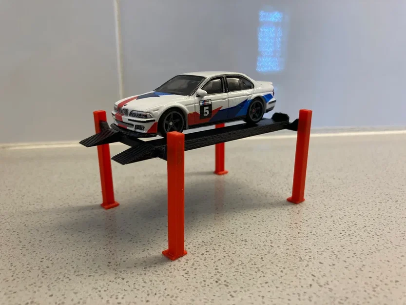 Cầu nâng 4 trụ cho xe mô hình Hot Wheels 1:64 (Mẫu in 3D) - Image 1