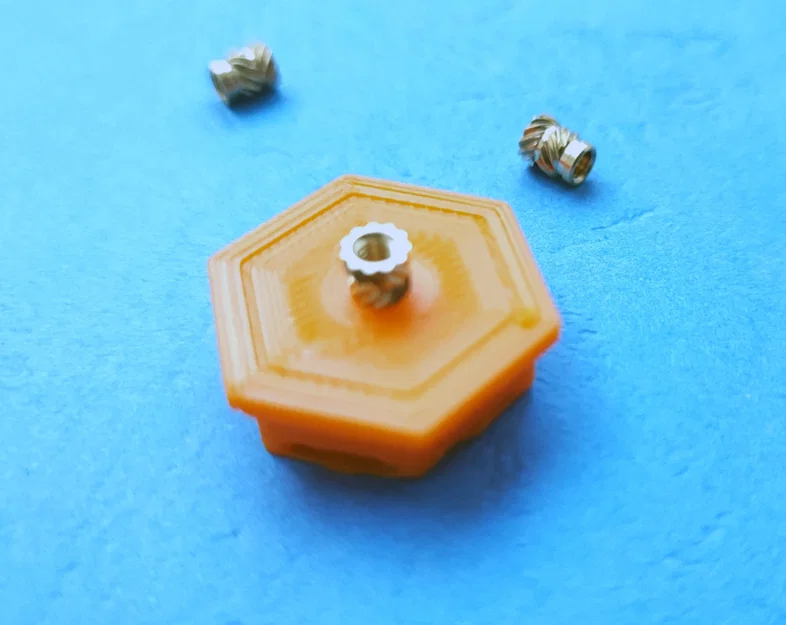 Insert cho Honeycomb Wall dùng M3 Threaded Brass Insert - Image 7