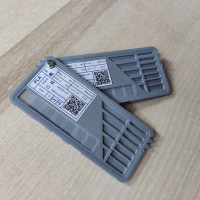 Filament Swatch – Thẻ mẫu filament tối giản