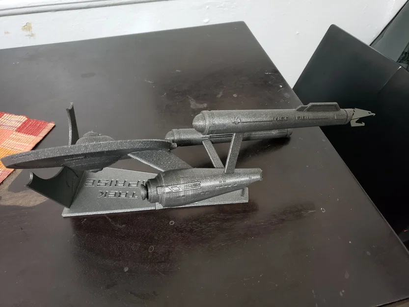Star Trek USS Enterprise NCC - 1701 - Image 7