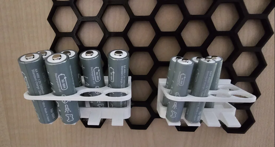 Giá treo pin AA & AAA cho hệ thống Honeycomb Storage Wall (HSW) - Image 1
