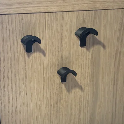 Giá treo băng keo dán tường (Wall tape holder)