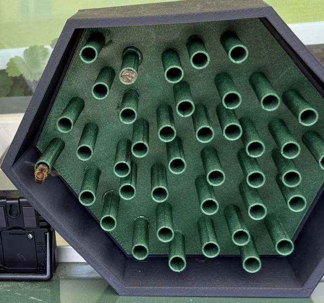 Bienenhotel 2.0 “Mauer Rostrot” – Giúp ong hoang dã & nuôi dưỡng thiên nhiên - Image 3