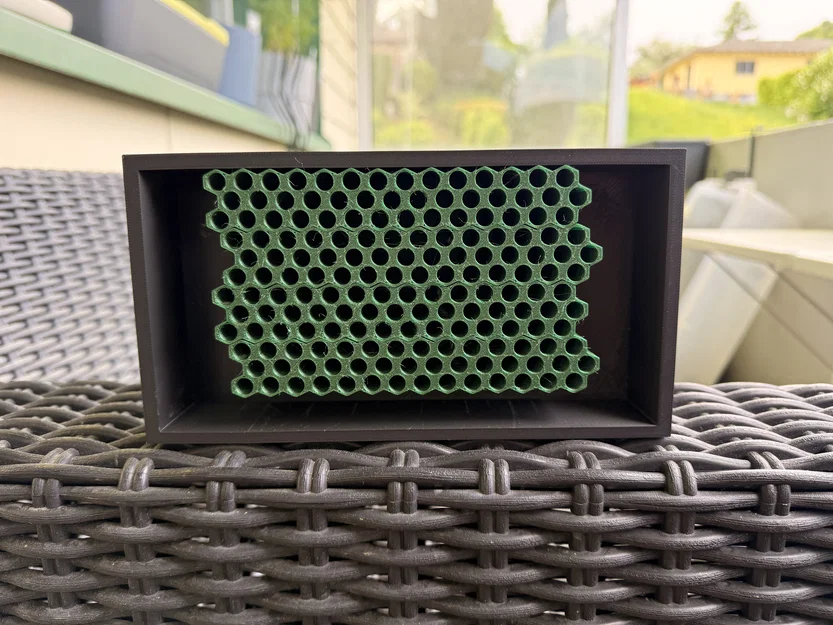Bienenhotel 3.0 “Mauer Rostrot” – Giúp ong hoang dã & bảo vệ thiên nhiên - Image 2