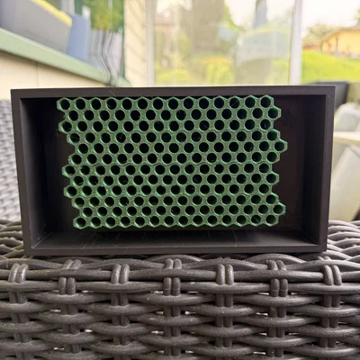 Bienenhotel 3.0 “Mauer Rostrot” – Giúp ong hoang dã & bảo vệ thiên nhiên
