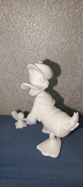 Mô hình 3D chú vịt Donald Duck chơi Golf trang trí siêu đáng yêu - Image 2