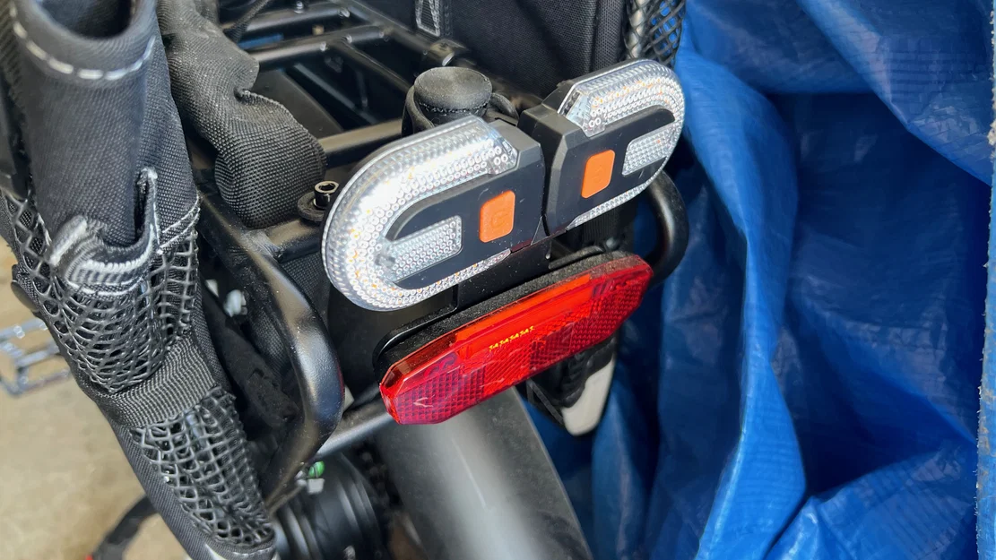 Trụ gắn baga eBike cho đèn xi-nhan không dây - Image 2