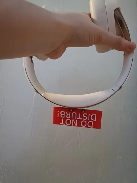 Biển báo "Xin đừng làm phiền" gắn tai nghe! - Image 4