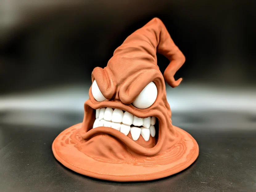 Chiếc Mũ Phù Thủy Ma Quái (Enchanted Hat of Insanity) - Image 1