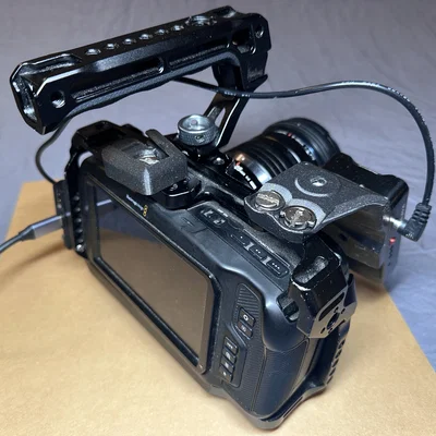 Ngàm Gắn Pin BMPCC SmallRig Cage