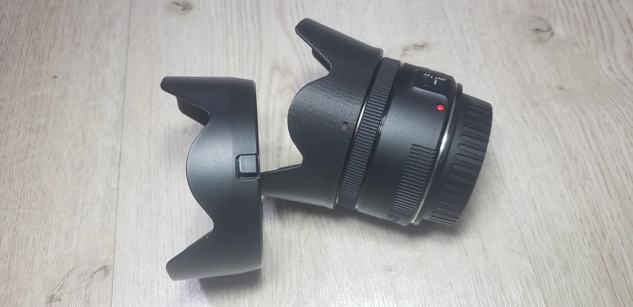 Loa che nắng in 3D cho ống kính Canon EF 50mm 1:1.8 STM hiệu quả - Image 9