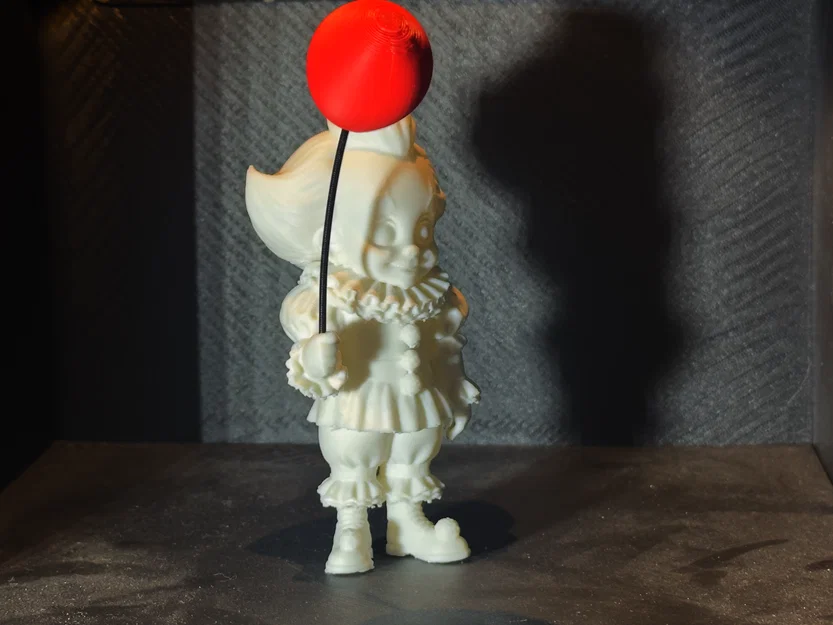 Mô hình Pennywise phiên bản dễ thương phong cách Pixar - Image 1