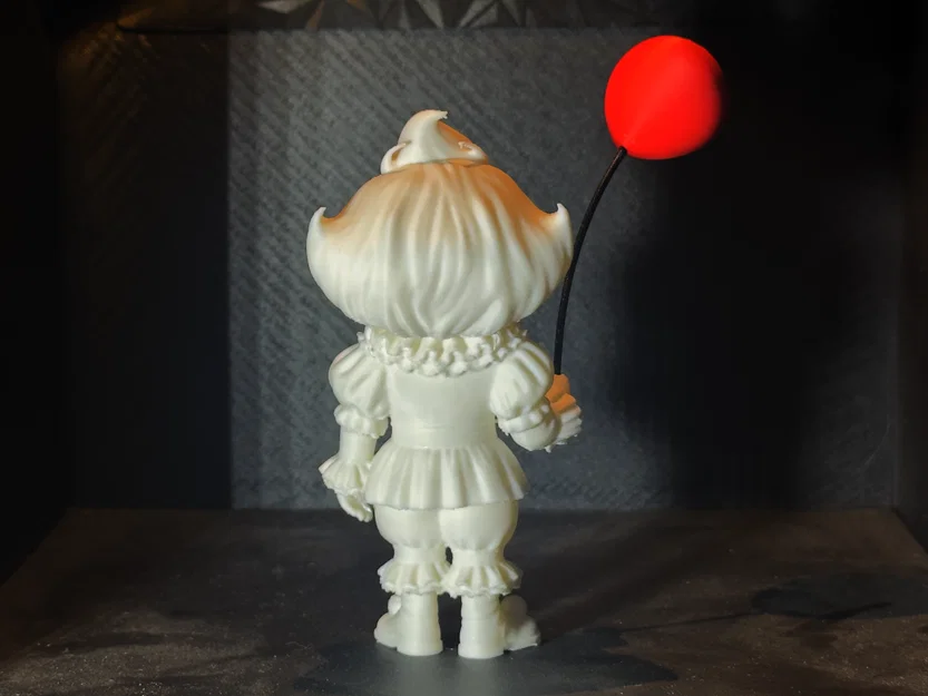 Mô hình Pennywise phiên bản dễ thương phong cách Pixar - Image 2