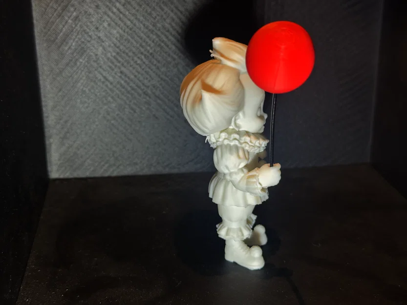 Mô hình Pennywise phiên bản dễ thương phong cách Pixar - Image 3