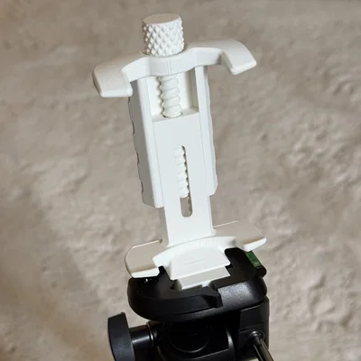 Ngàm kẹp điện thoại 3D cho chân máy tripod Amazon Basics